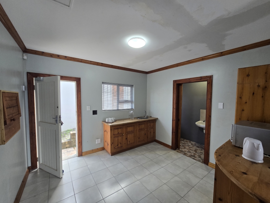 To Let 6 Bedroom Property for Rent in East Bank Eastern Cape